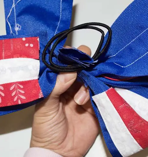 DIY Red, White, and Blue Patriotic Korker Hair Bow Tutorial ~ The Moody  Blonde